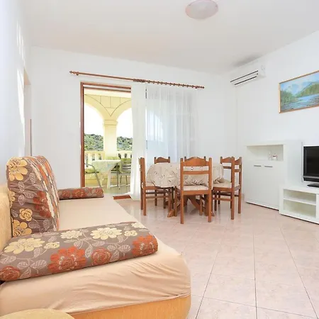 Ostricka Luka 17086b * Sevid